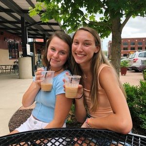 Meet your Posher, Riley